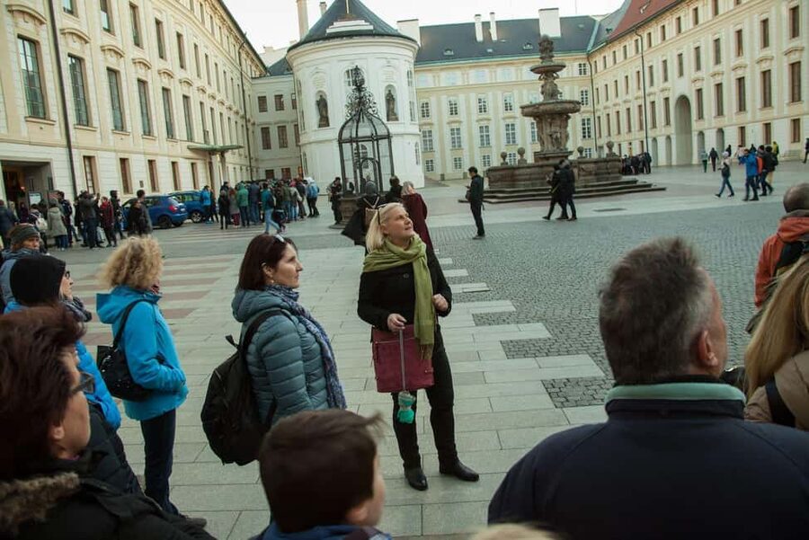 Prague: Prague Castle & Charles Bridge – guided tour in German - Logistics That Matter: Timing, Shoes, Weather, and What Is Not Allowed