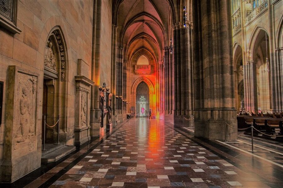 Prague: Prague Castle Complex Smartphone Audio Guide - Value for money: $5 is the cheap part, planning is the expensive part
