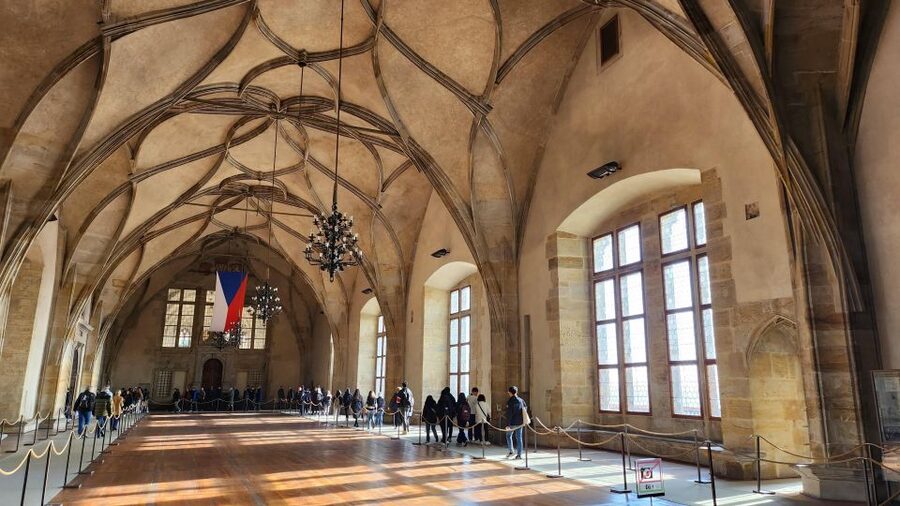 Prague: Prague Castle Private Walking Tour - Meeting at Malostranská: Start Simple, Then Go Straight to the Castle