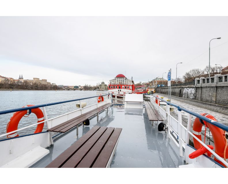 Prague: Private Beer Boat Cruise with Unlimited Beer - Should you book the Prague private beer boat cruise?