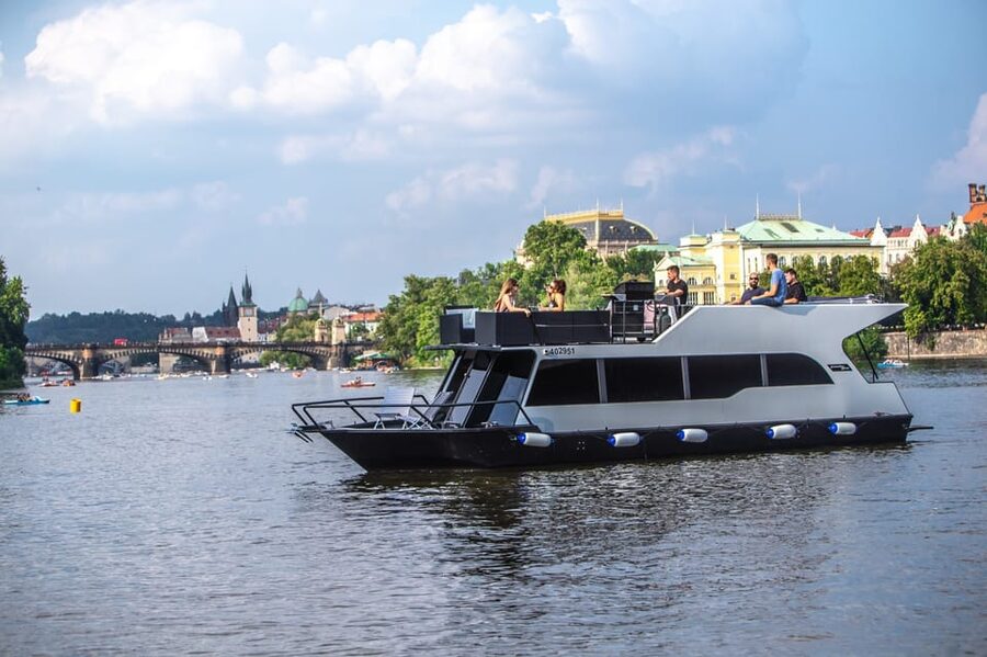 Prague: Private River Cruise with Unlimited Beer or Prosecco - Comfort Onboard: Restroom, Shower, Bluetooth, and Blankets