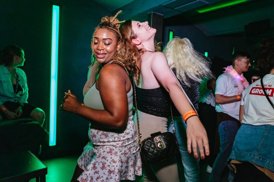 Prague: Pub Crawl with Unlimited Drinks & 5-floor Club Entry - Drinking Smart: A Simple Plan for a 4 to 6 Hour Night