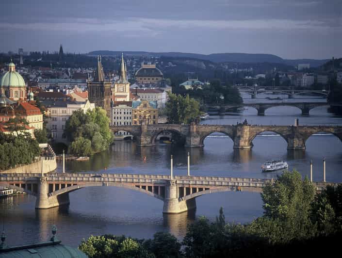 Prague: River Cruise with Transfer to Pier - The River Route: Rudolfinum, Charles Bridge, and the Castle View Line