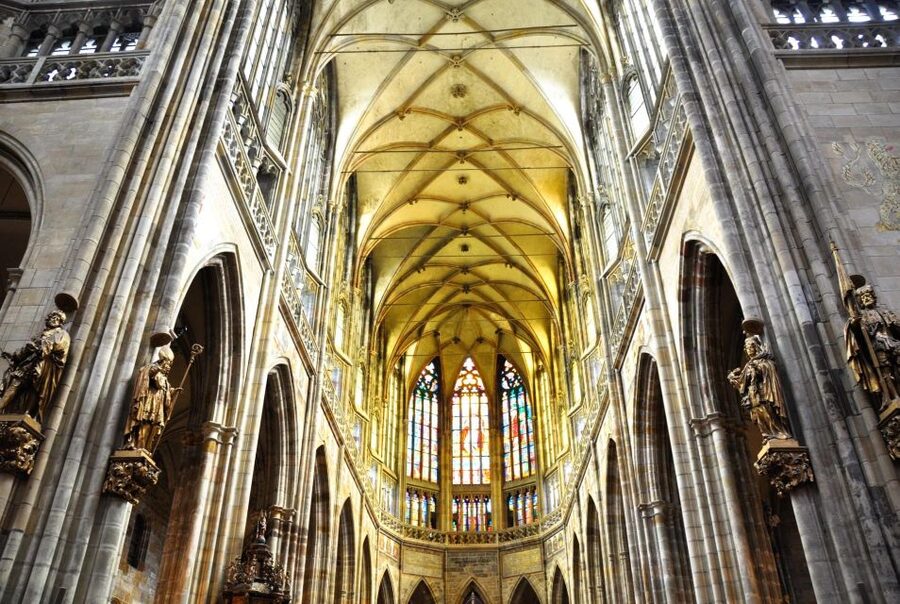 Prague Royal Castle, St Vitus, Golden Lane Tour with Tickets - Price and value: is $154 per person fair for this day plan?