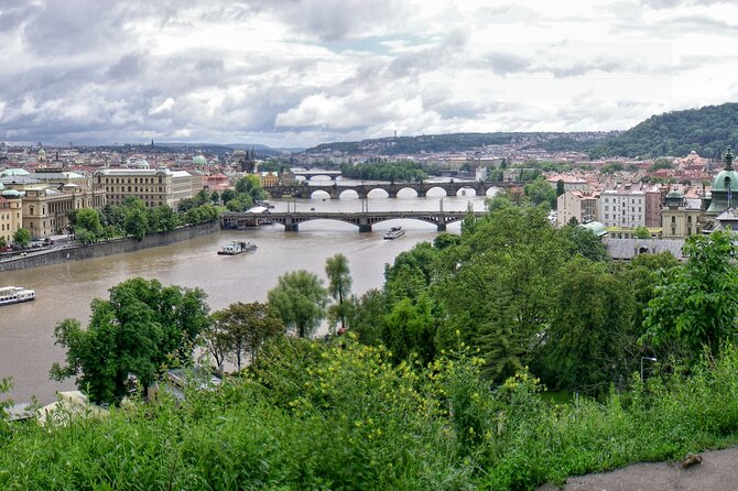 Prague Running Tour: City Highlights And Hidden Places - Off-the-beaten-path spots: how you get variety without losing the highlights