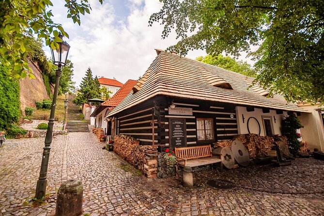 Prague's charming old places tour in Russian language - The Mirror Maze admission included, plus why it works inside a history tour