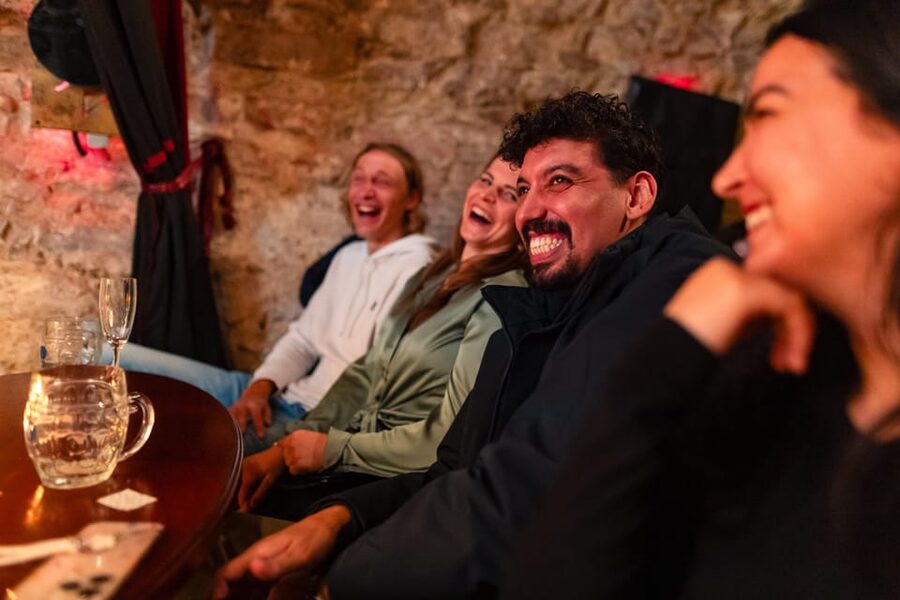 Prague: Saturday Stand-Up Comedy Night in English - Bar and lounge time: cocktails, hanging out, and meeting comedians