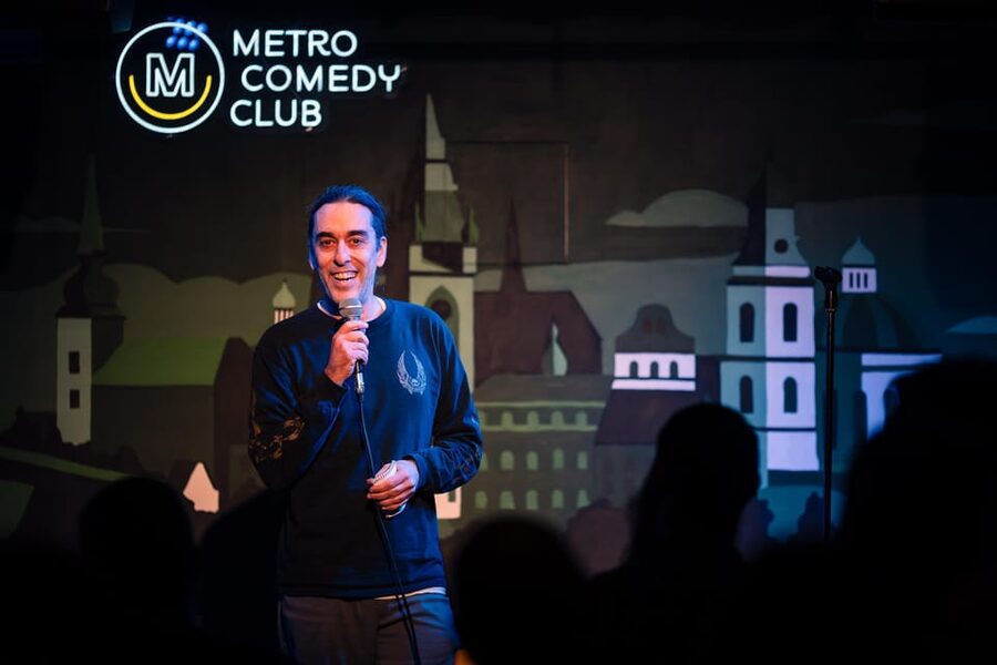 Prague: Saturday Stand-Up Comedy Night in English - What actually happens during the show