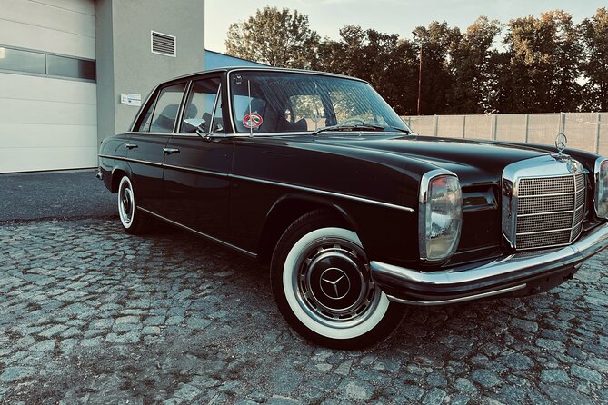 Prague Sightseeing Express Tour in Classic Car - Prasná brána and the Short E-Bike Stretch Toward Letná
