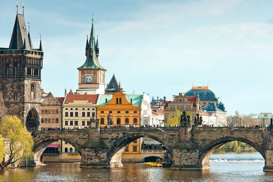 Prague Sightseeing Tour with Lunch - Old Town, the Jewish Quarter, and Lesser Town in one guided sweep