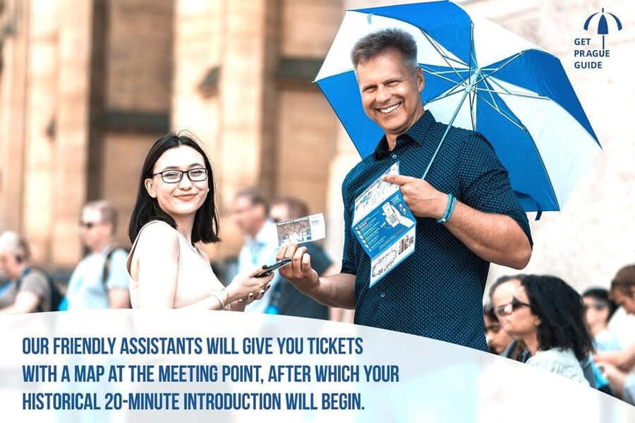 Prague: Skip-the-line Castle Ticket and Optional AudioGuide - St. Vitus Cathedral: The Stop You Should Plan Around First
