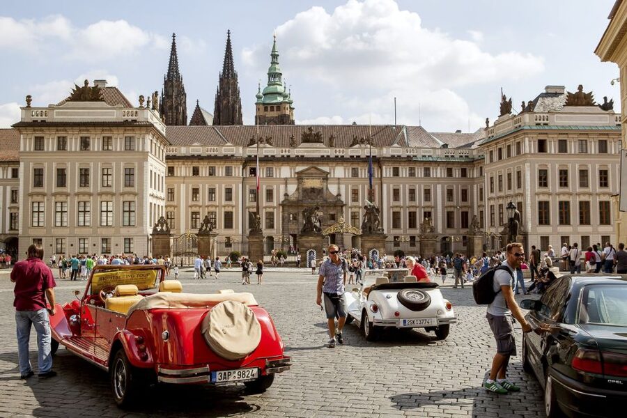 Prague: Skip-the-line Castle Ticket and Optional AudioGuide - Golden Lane: Small Doors, Serious Atmosphere
