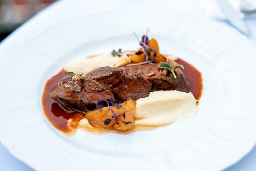 Prague: Sky Bar Aperitivo Menu with Drink & Panoramic Views - Weather Reality Check: Heated Igloo Season (October to April)