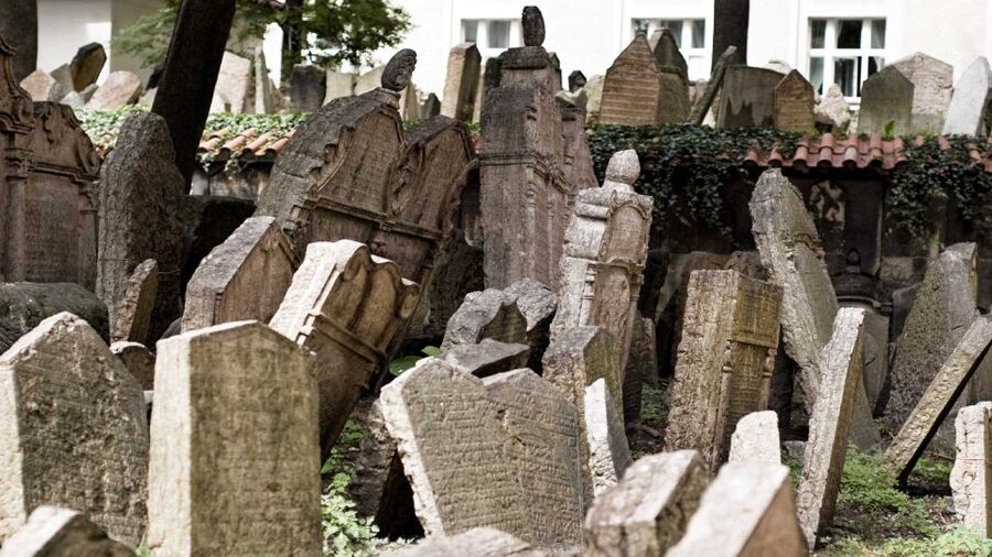 Prague: Synagogues and Jewish Quarter Private Walking Tour - Should You Book This Prague Synagogues and Jewish Quarter Tour?