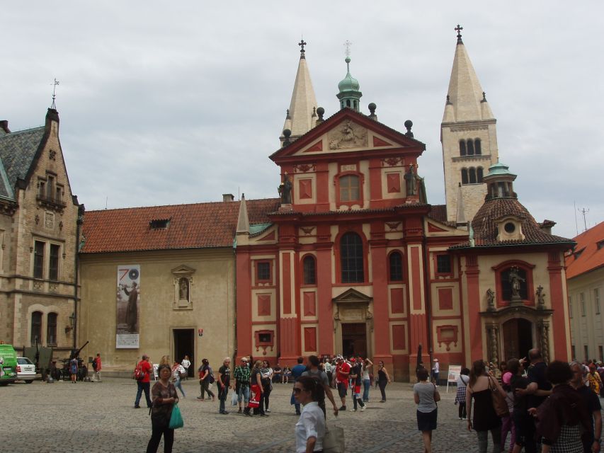 Prague: Tailored Sightseeing Tour in French - Key highlights that make this tour worth your time