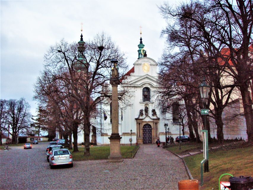 Prague: Tailored Sightseeing Tour in French - What you really get from a French private walking tour