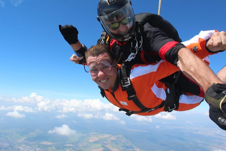 Prague: Tandem Skydiving 14,000ft over Prague with Transfers - Price and value: what you get for $319 plus photo options