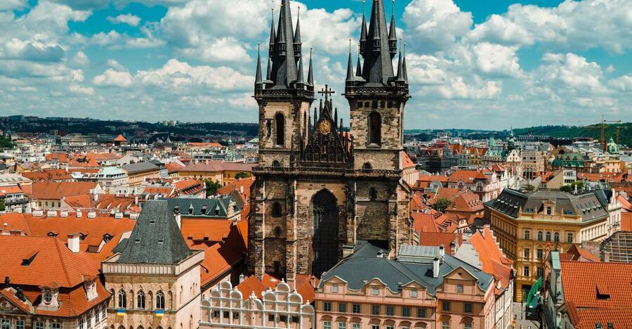 Prague: Top Sights and Historic Center Introduction Tour - Jewish Quarter essentials: synagogues outside, Old Jewish Cemetery, and the Golem story