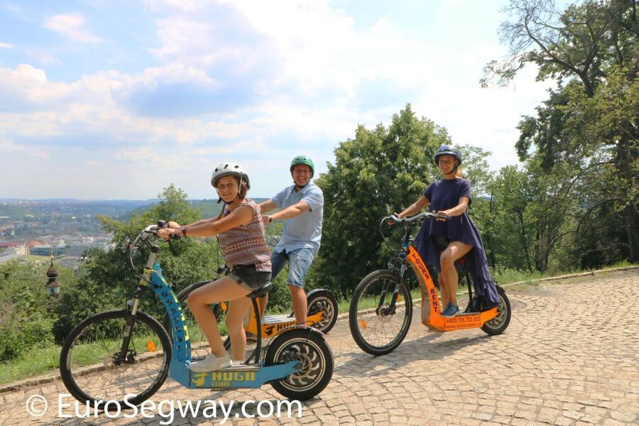 Prague: Tour by Electric Scooter or Cruiser eBike - Prague Castle and the largest castle complex ride