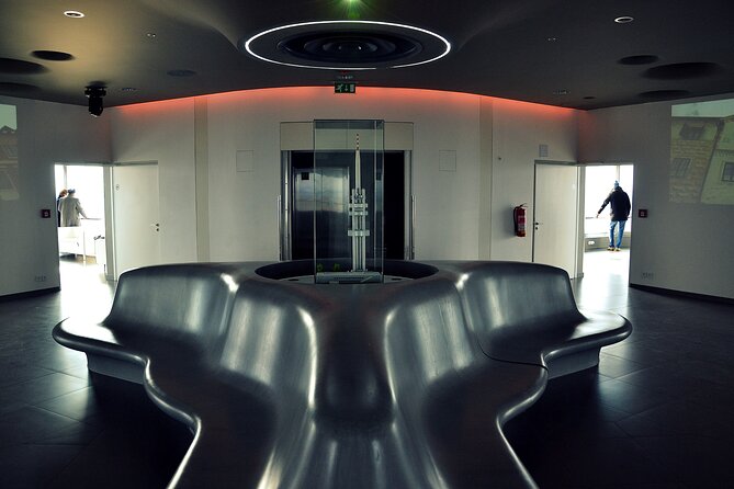 Prague TV tower - Observatory - The David Černý sculptures: why the art belongs here