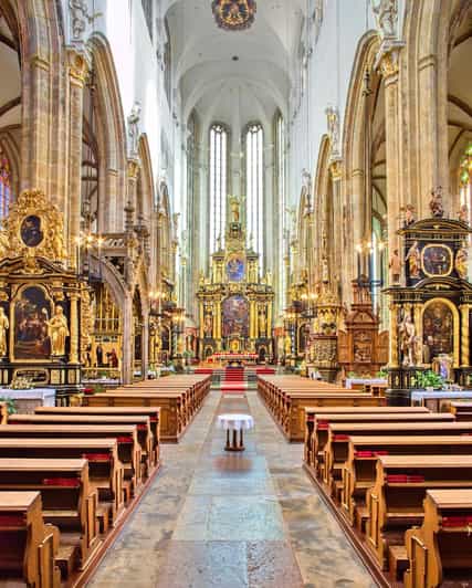 Prague: Tyn Church Classical Music Concert - The soloists and Prague Philharmonic strings: what the performance lineup signals