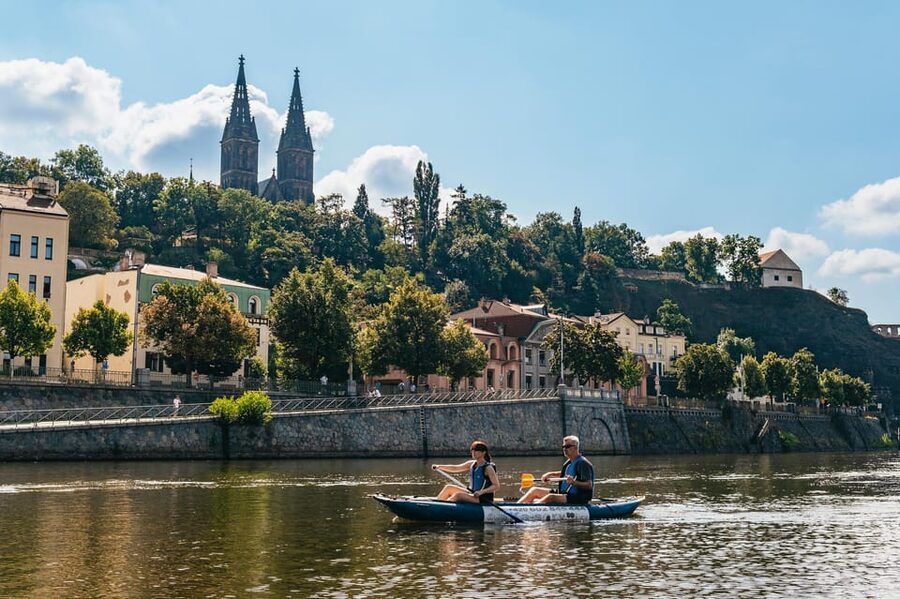 Prague: Vltava River Guided Canoeing Tour - Why paddling the Vltava feels like the smart way to see Prague
