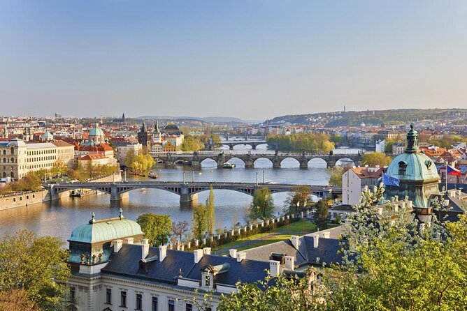 Prague Vltava River Lunch Cruise - The 2.5-Hour Plan on the Vltava: Relaxed, Not Deep