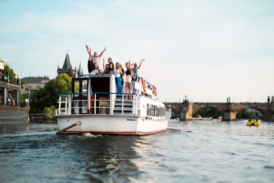Prague: Vltava River Private Boat Party with Drinks - Should you book the Vltava private boat party?