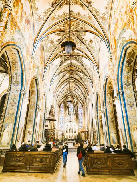 Prague: Vyšehrad Audio Guide with Optional Basilica Ticket - Basilica of Saints Peter and Paul, and what the optional ticket gets you