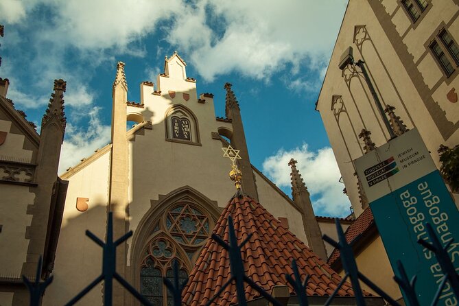Prague Walking Tour in German: Old Town and Prague Castle - Why a German walking tour is such a win in Prague