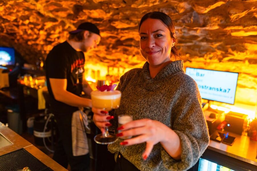 Prague: Wednesday Stand-Up Comedy in English - Metro Comedy Club in Malá Strana: where you’ll meet and what to expect