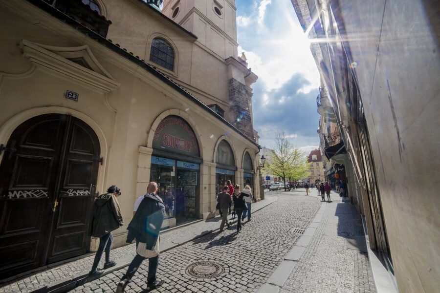 Prague: World War 2 and Operation Anthropoid Walking Tour - Price and timing, is it good value for Prague?