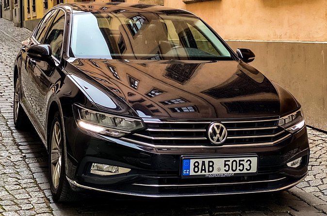 Private ARRIVAL Transfer by LIMOUSINE 3+1pax - Practical Tips Before You Go (So the Meeting Goes Smooth)