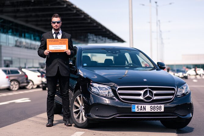 Private Arrival Transfer: Prague Airport - Arriving in Prague: The Real Benefit Is Being Found Fast
