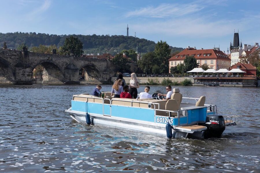 Private Boat Cruise With Unlimited Prosecco - Key things that make this cruise worth your time