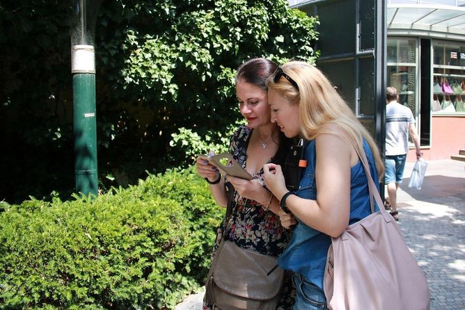 Private city discovery tour - A Historical Treasure Hunt - The route length and walking reality check