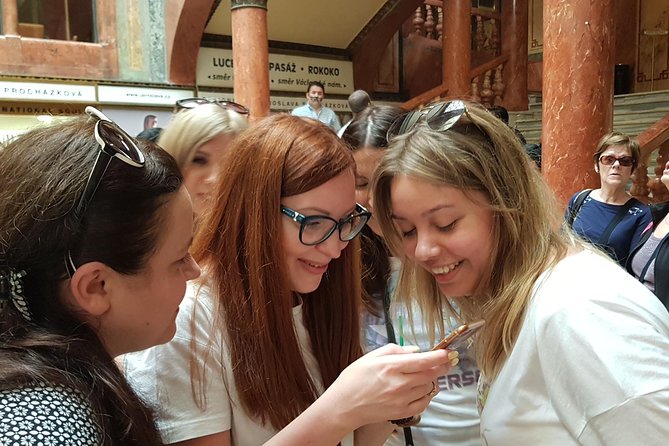 Private city discovery tour - A Historical Treasure Hunt - Pacing, language, and smartphone readiness