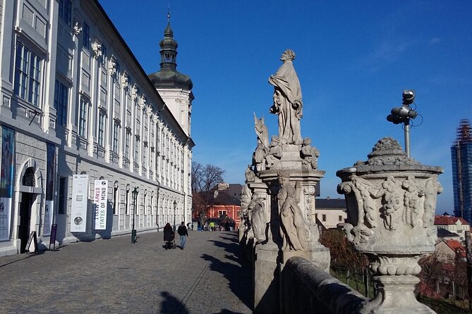 Private Guided Tour Prague to UNESCO Kutna Hora with Transfers - Gothic Stone Fountain, narrow streets, and the small stuff between the majors