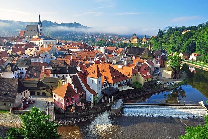 Private Luxury Transfer to Cesky Krumlov from Prague - The ride timing, route flow, and how to plan your day