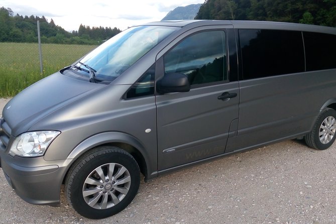 Private one way transfer from Cesky Krumlov to Vienna - What the 3 to 3.5 hour drive feels like