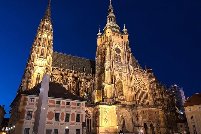 Private Photography Tour of Prague by Night - The core route: from Castle Hill to Lesser Town and back again