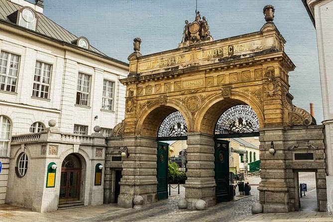 Private Pilsner brewery and Pilsen tour from Prague All-Inclusive - Price and logistics: getting $305.19 value from the included pieces