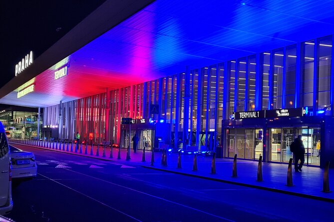 Private Prague Airport Departure Transfer - The Lobby Pickup: How You Start Smoothly in Prague