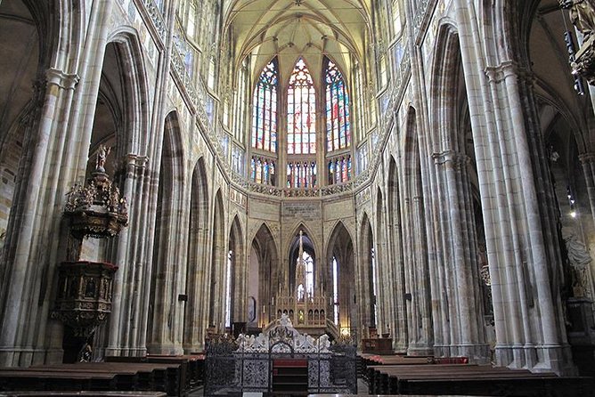 Private Prague Castle Tour with a Czech Guide, meet up at hotel - Why this private Prague Castle tour works so well