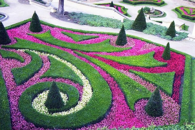 Private Prague Renaissance & Baroque Gardens Walking Tour - Price and Value: Paying for a Smaller Group and a Smarter Route
