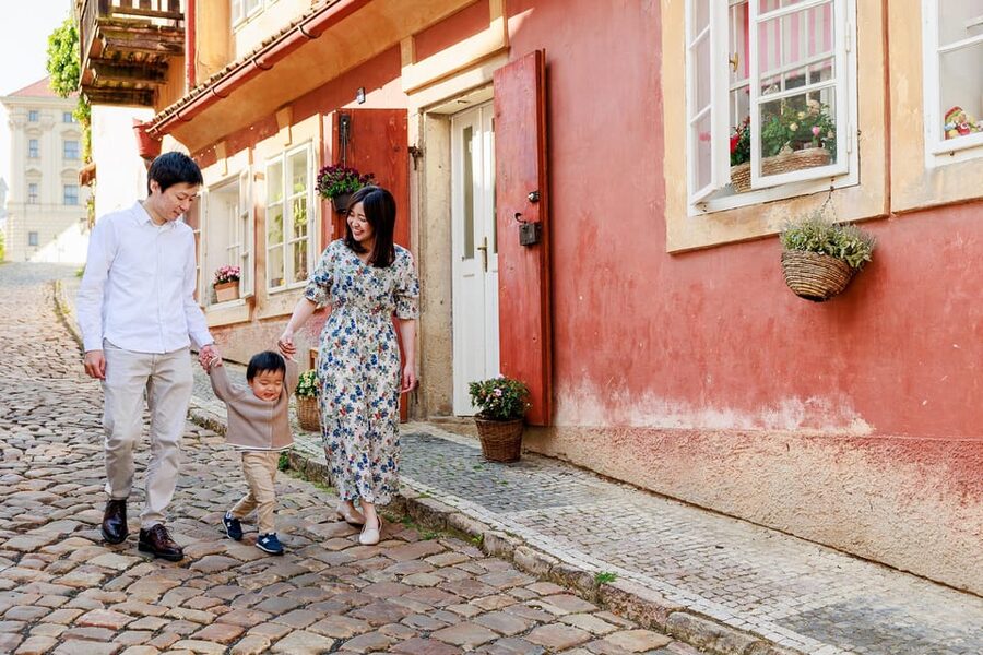 Private Prague Sunrise Photoshoot + Walking Tour - Why this sunrise photo walk beats a normal sightseeing loop