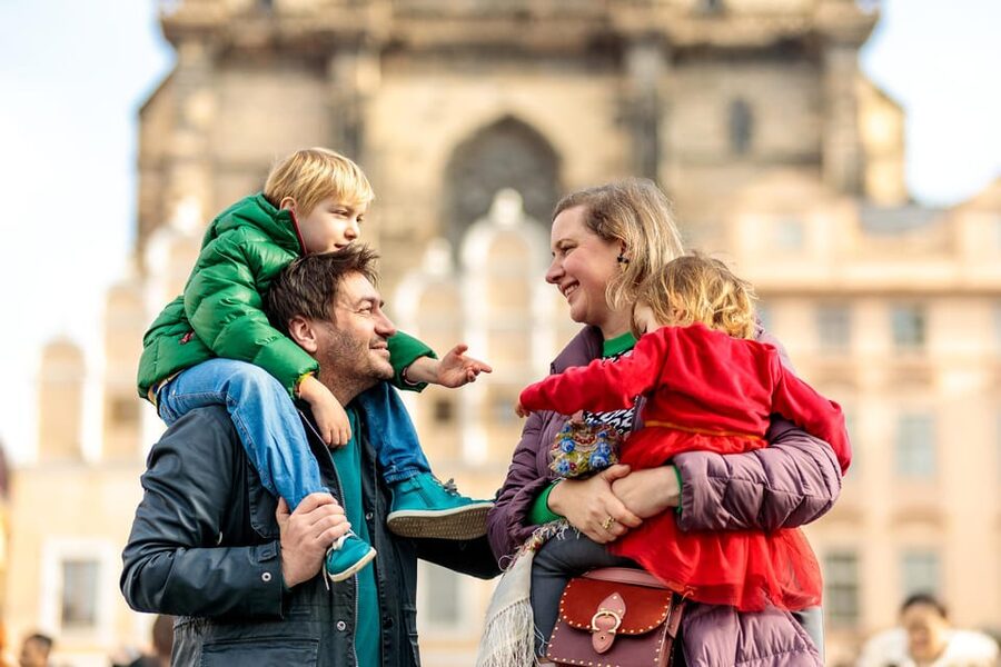 Private Prague Sunrise Photoshoot + Walking Tour - Iconic Prague backdrops, from bridges to Old Town corners