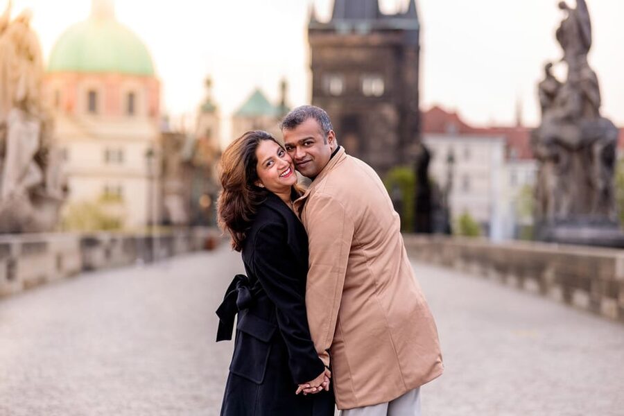 Private Prague Sunrise Photoshoot + Walking Tour - Leah’s guide-license approach, and how the tour stays practical