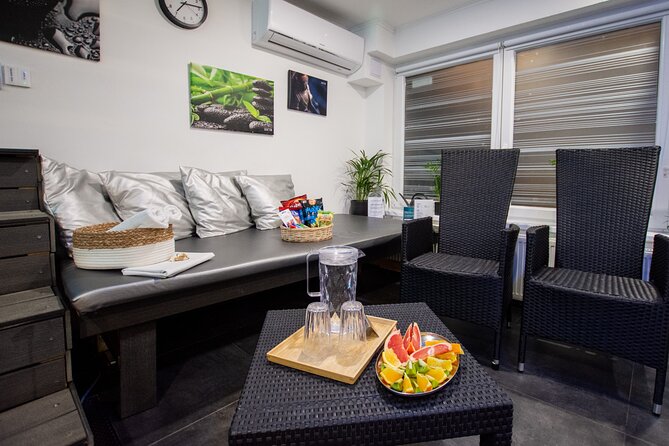 Private Spa with Jacuzzi and Sauna - BLACK ZONE - Your 2-hour plan: Jacuzzi, two saunas, and easy pacing