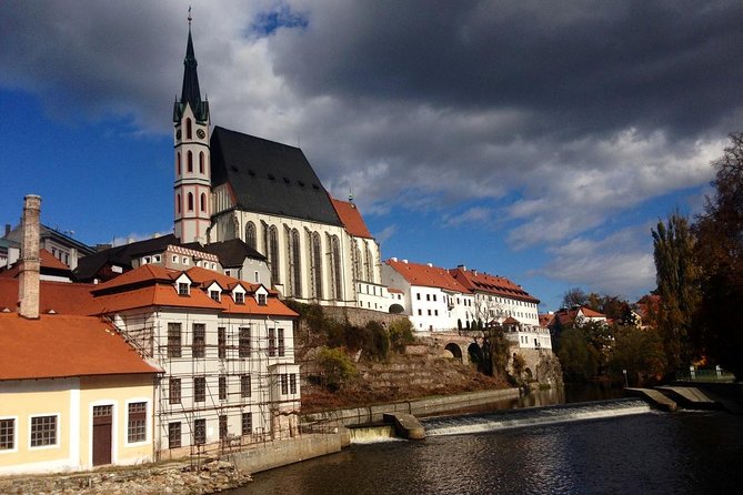 Private Tour: Cesky Krumlov Day Trip from Prague - Church of St. Vitus: a fast stop with real meaning